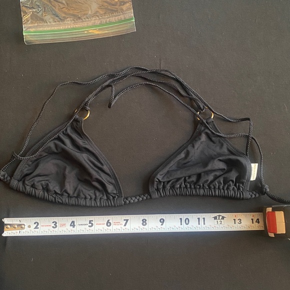 L*Space Elegant Black triangle Bikini Top - Picture 1 of 3